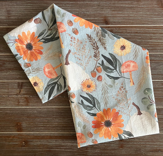 Autumn Tea Towel, Kitchen Decor, Thanksgiving Hand Towel