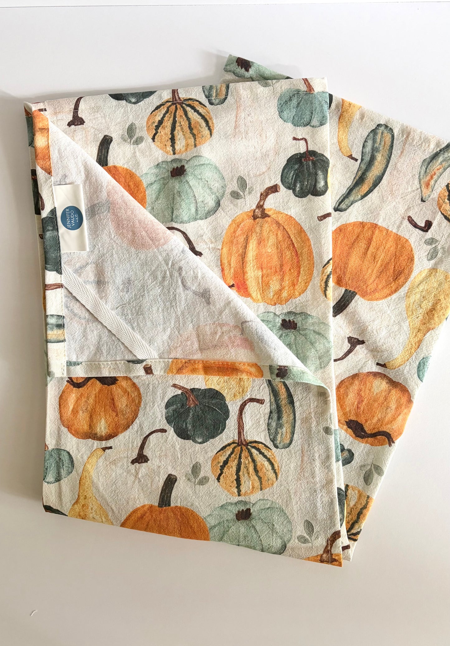 Autumn Tea Towel, Cozy Seasonal Home Decor, Fall Pumpkins and Gourds