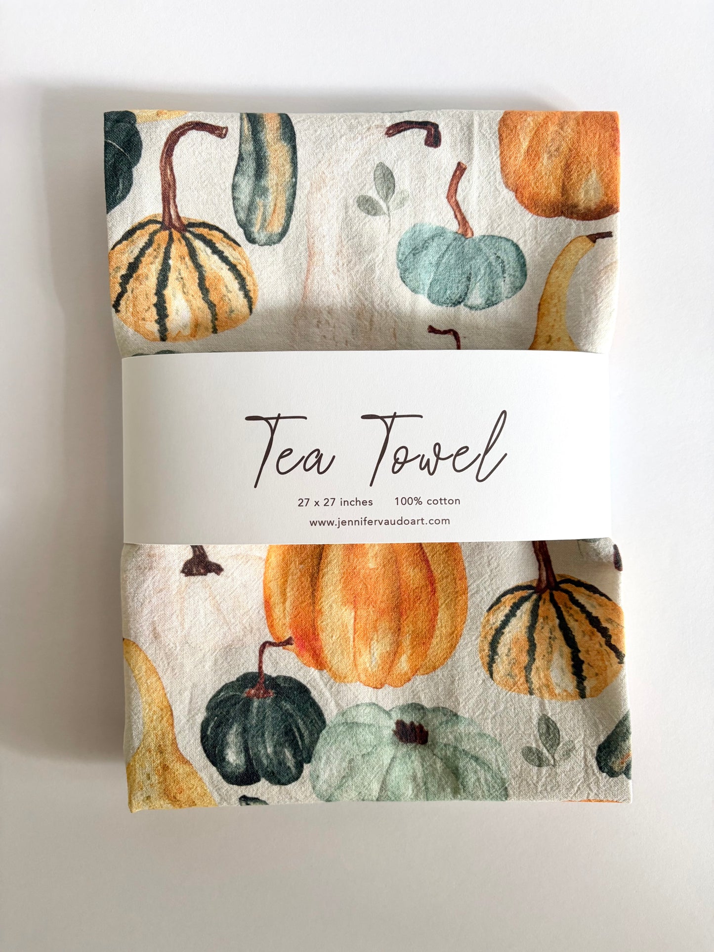 Autumn Tea Towel, Cozy Seasonal Home Decor, Fall Pumpkins and Gourds