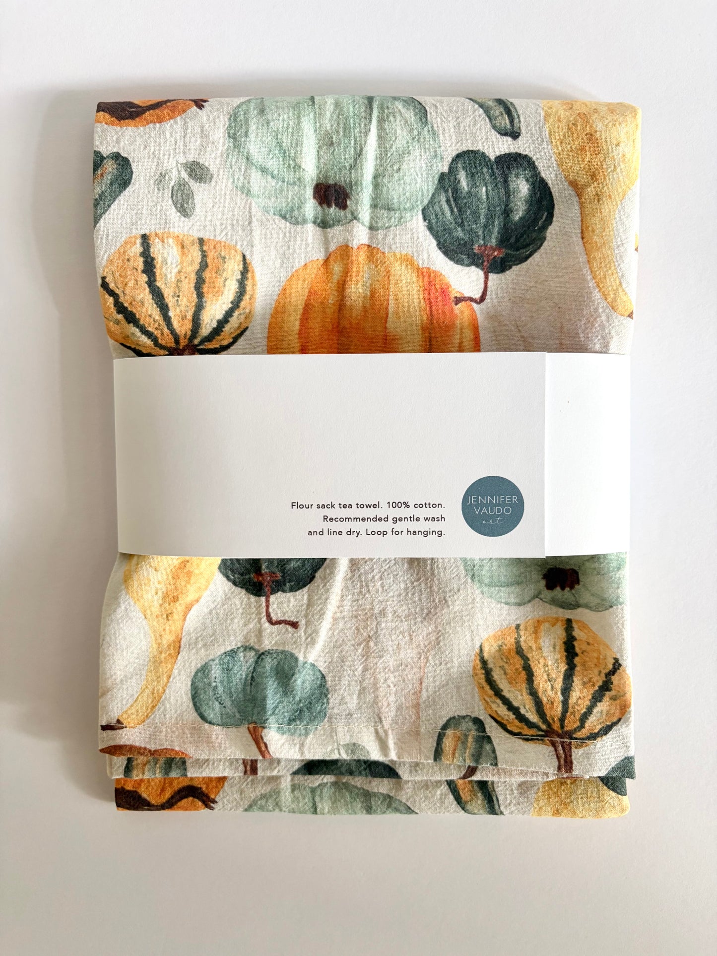 Autumn Tea Towel, Cozy Seasonal Home Decor, Fall Pumpkins and Gourds